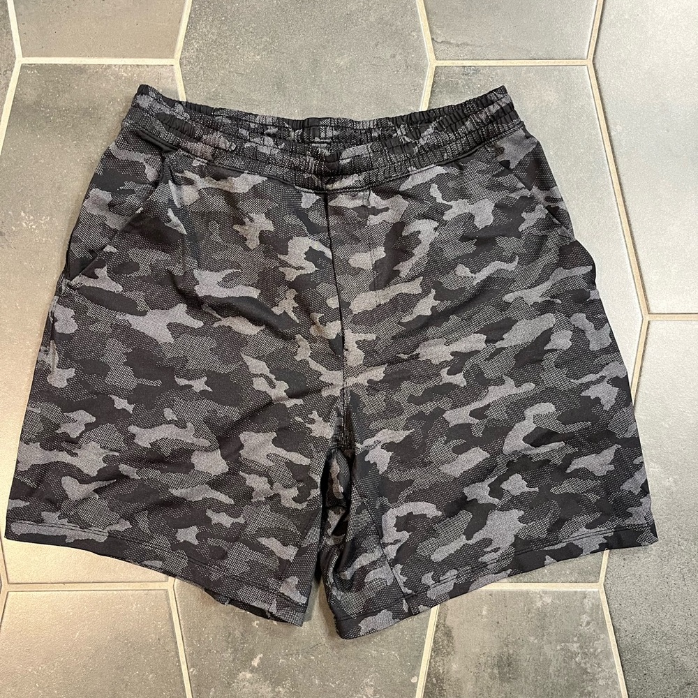Lululemon pace breaker shorts 7”